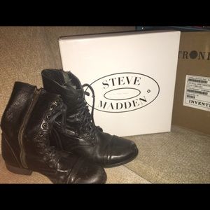 Steve Madden Troopa Black Leather Combat Boots